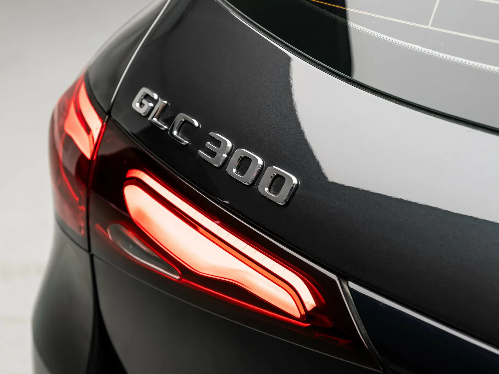 2024 Mercedes-Benz GLC 300 4Matic photo 6