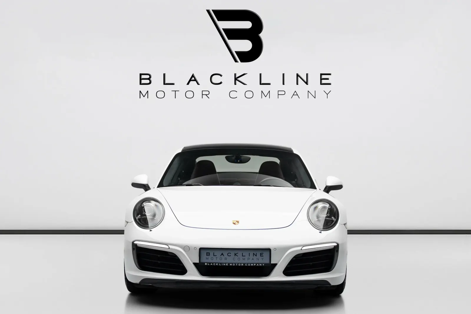 2017 Porsche 911 Carrera 4 photo 3