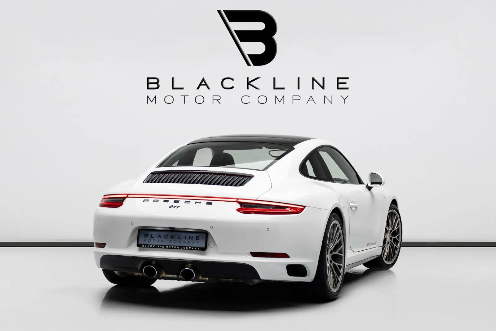 2017 Porsche 911 Carrera 4 photo 5