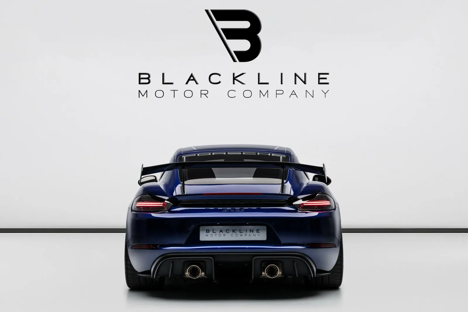 2024 Porsche GT4 RS photo 5