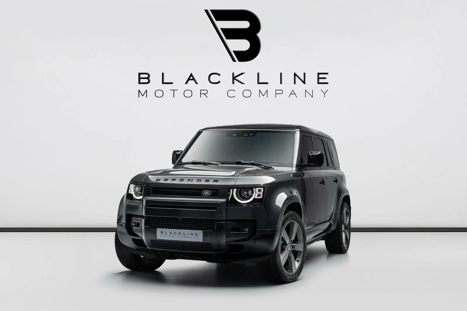 2025 Land Rover Defender 110 P525