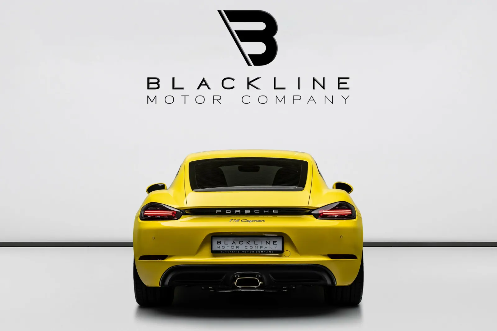 2024 Porsche 718 Cayman photo 4