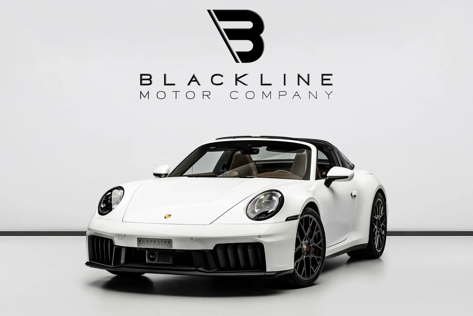 2025 Porsche 911 Targa 4 GTS photo 2