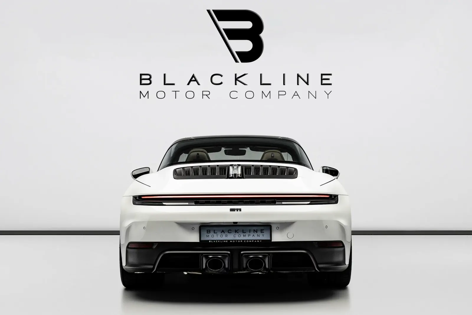 2025 Porsche 911 Targa 4 GTS photo 4