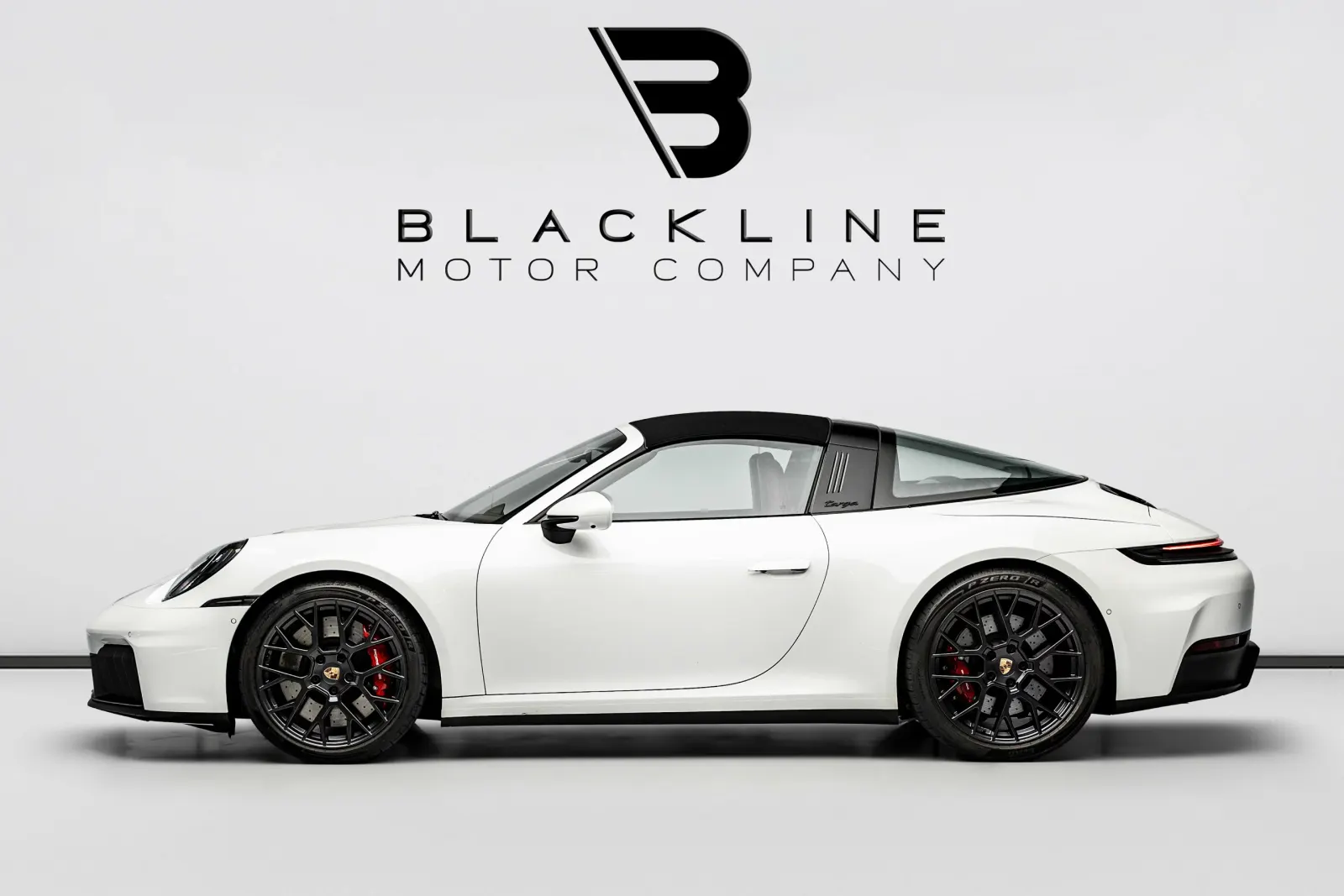 2025 Porsche 911 Targa 4 GTS photo 6