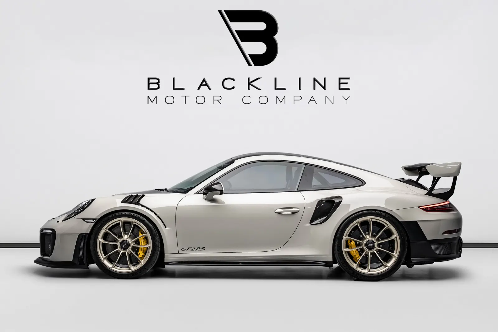 2018 Porsche 911 GT2 RS photo 4