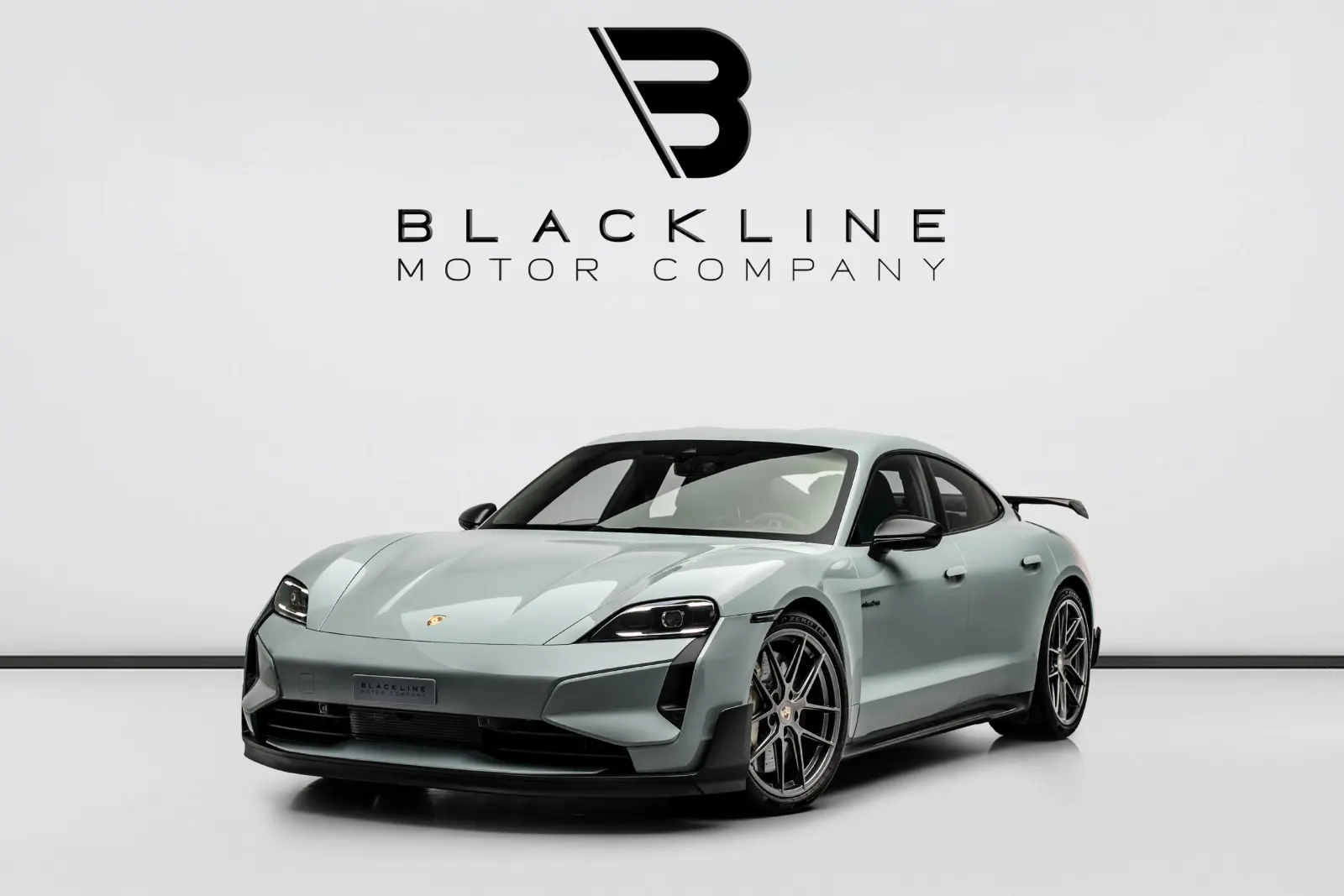 2025 Porsche Taycan Turbo GT photo 2