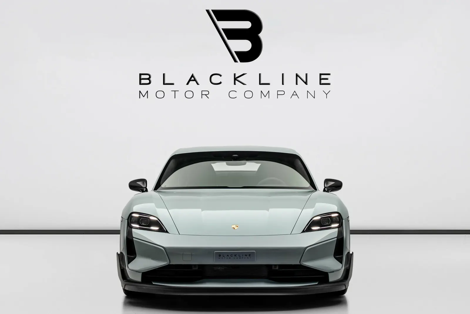 2025 Porsche Taycan Turbo GT photo 3