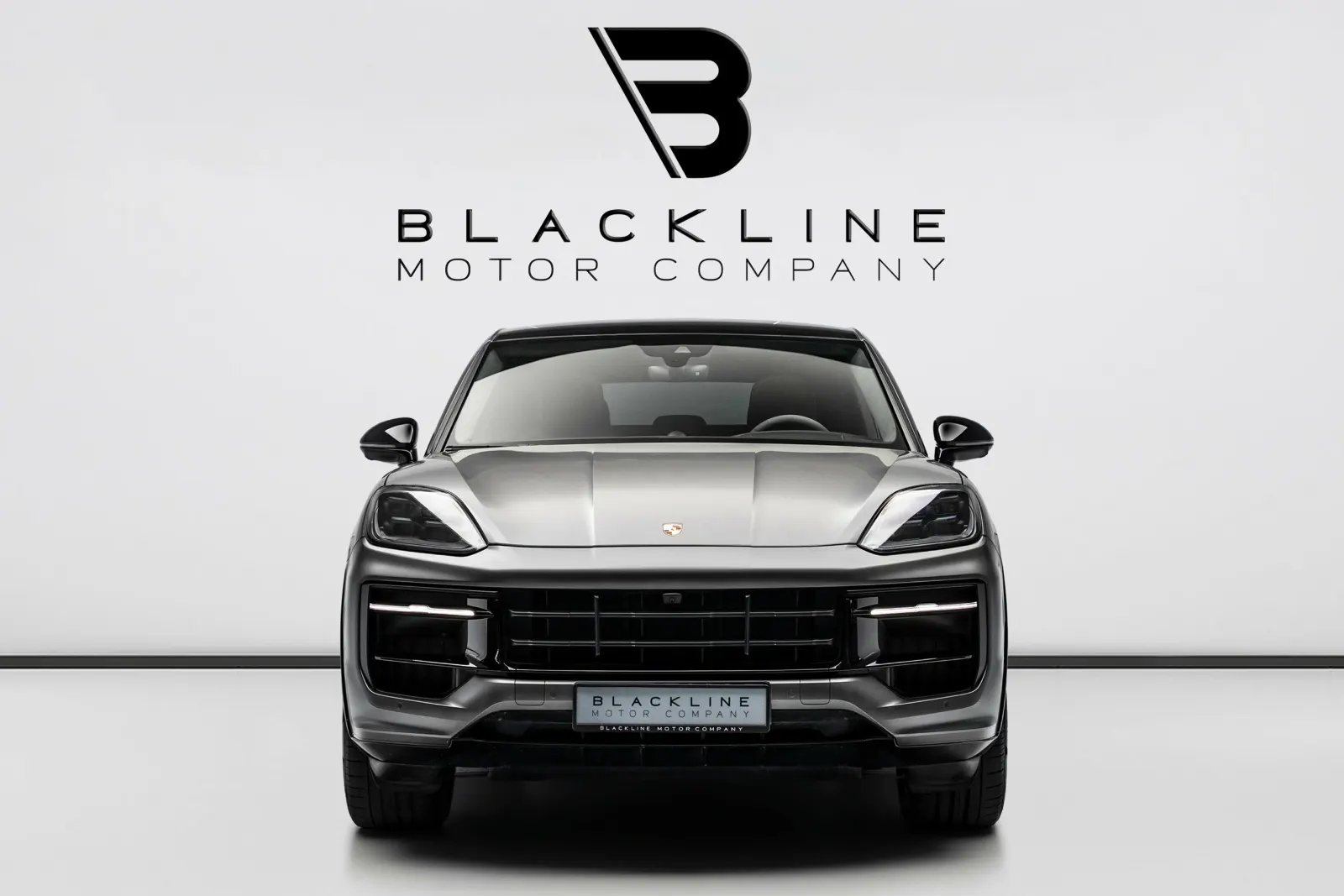 2025 Porsche Cayenne GTS photo 3