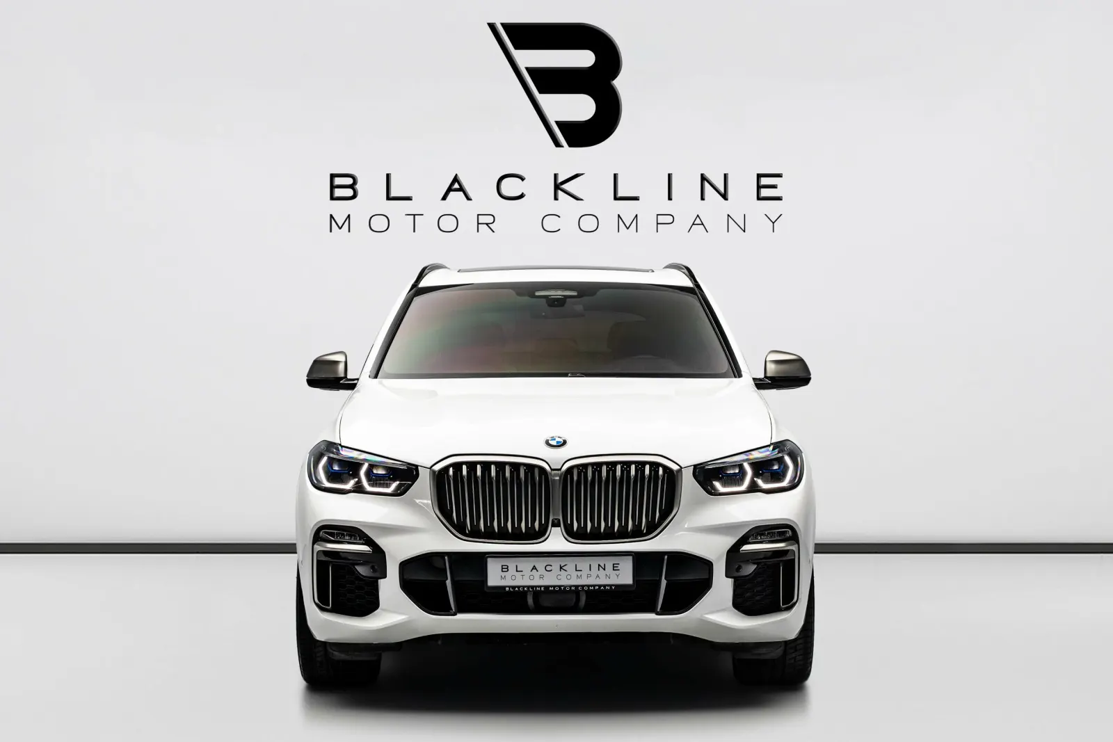 2022 BMW X5 M50i photo 3