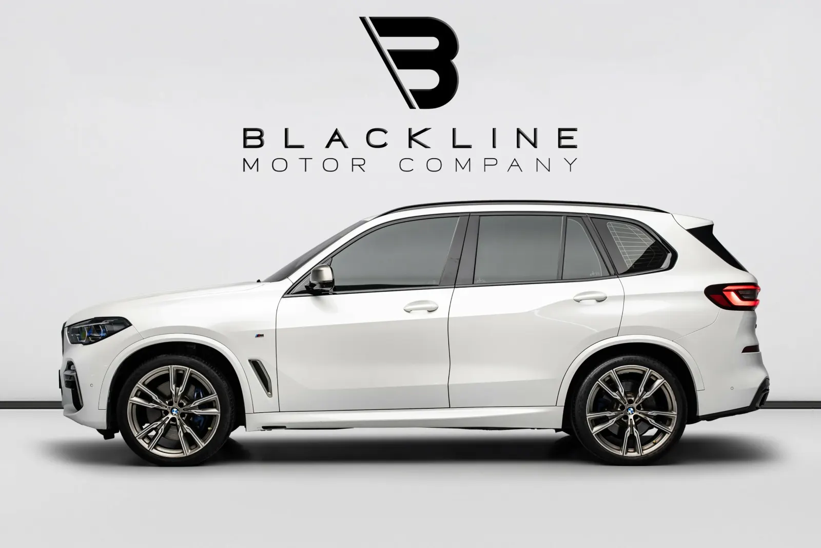 2022 BMW X5 M50i photo 6