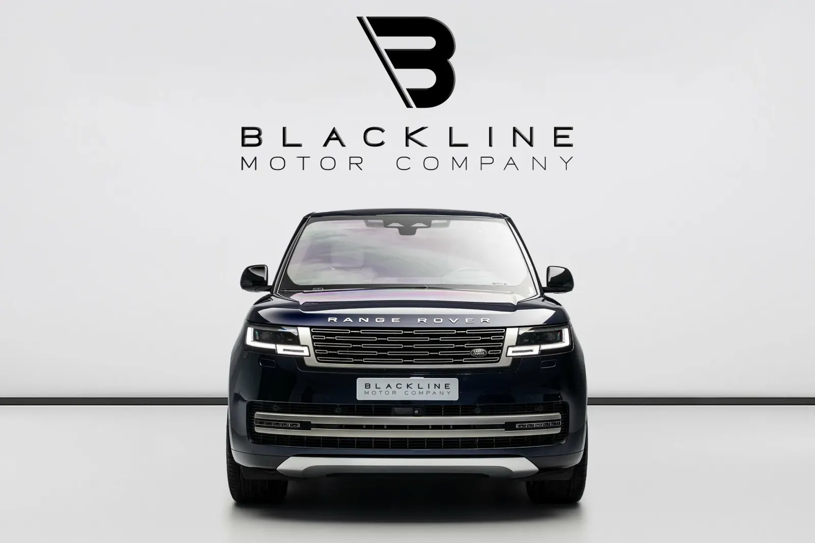 2023 Land Rover Range Rover Vogue HSE photo 3