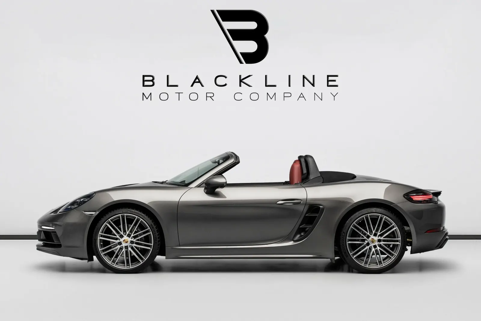2021 Porsche Boxster photo 5
