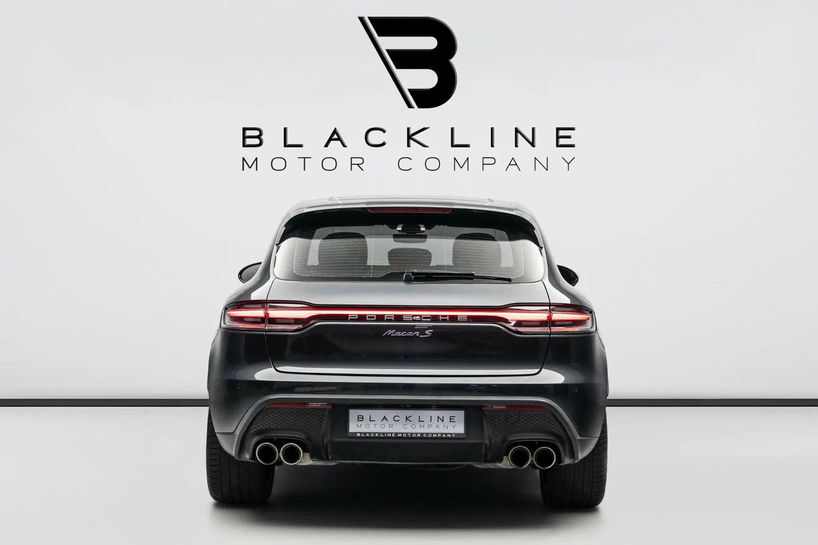 2023 Porsche Macan S photo 4