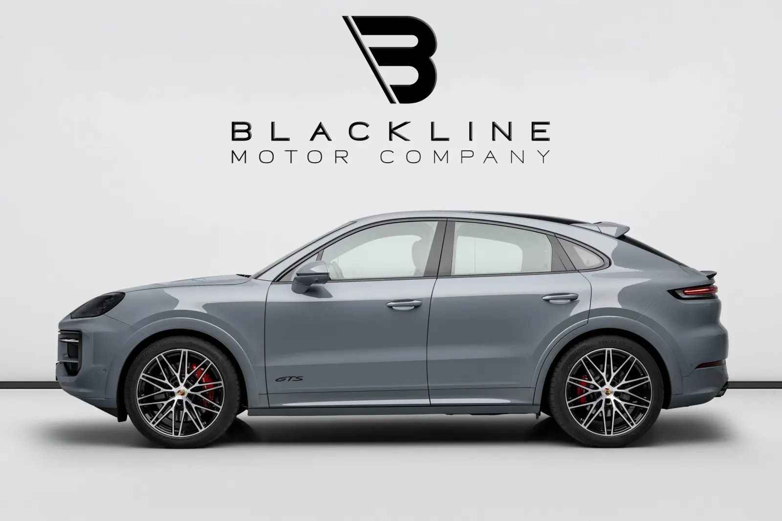 2025 Porsche Cayenne GTS Coupe photo 4