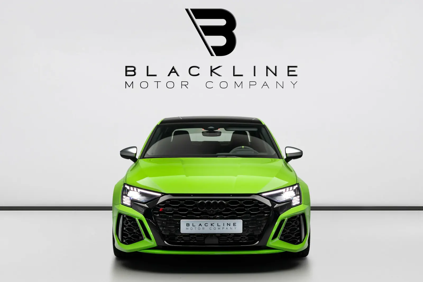 2024 Audi RS3 photo 3