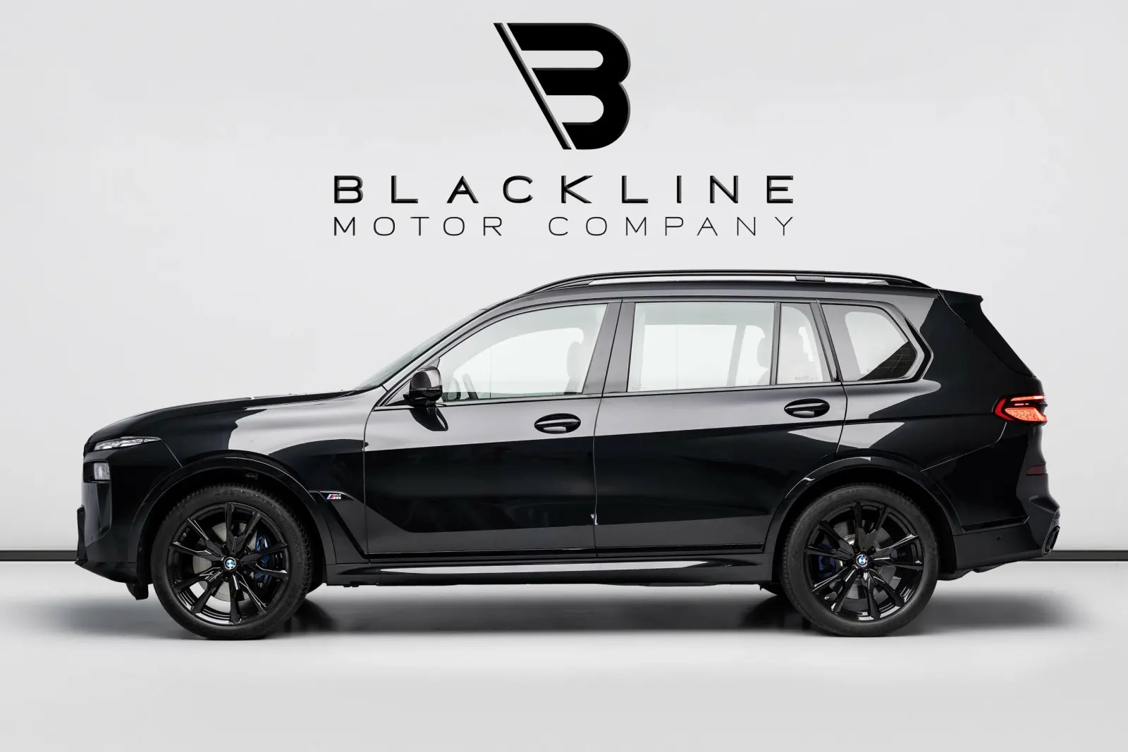 2026 BMW X7 M60i photo 6