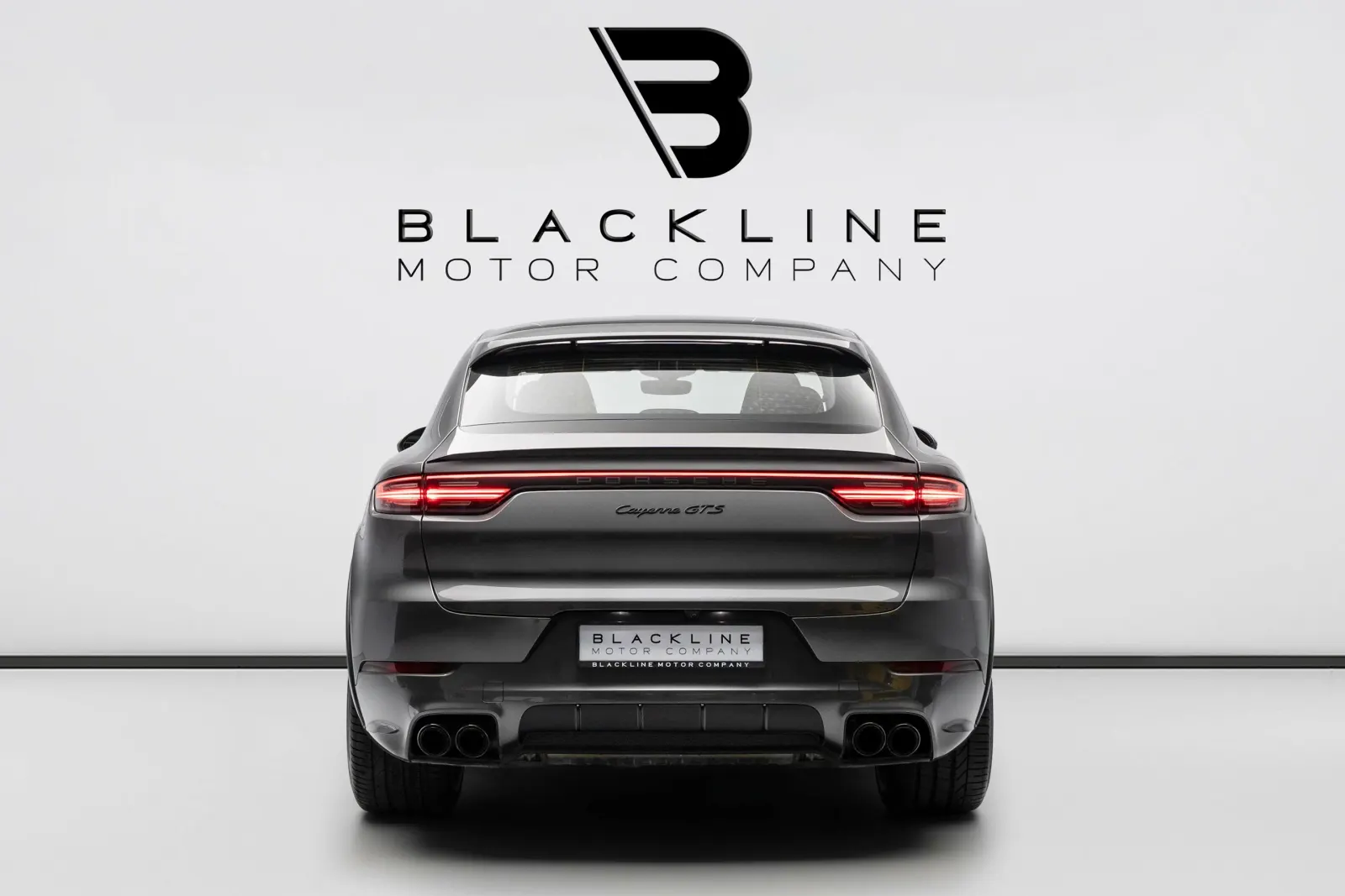 2023 Porsche Cayenne GTS photo 4