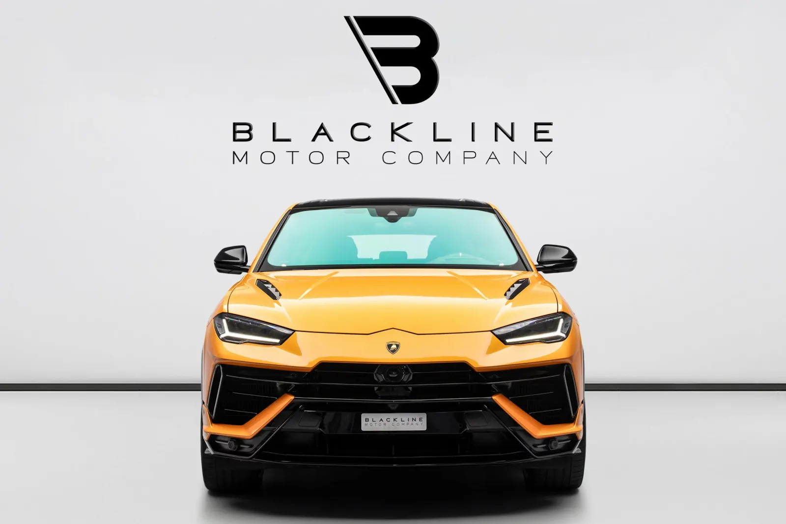 2024 Lamborghini Urus S photo 3