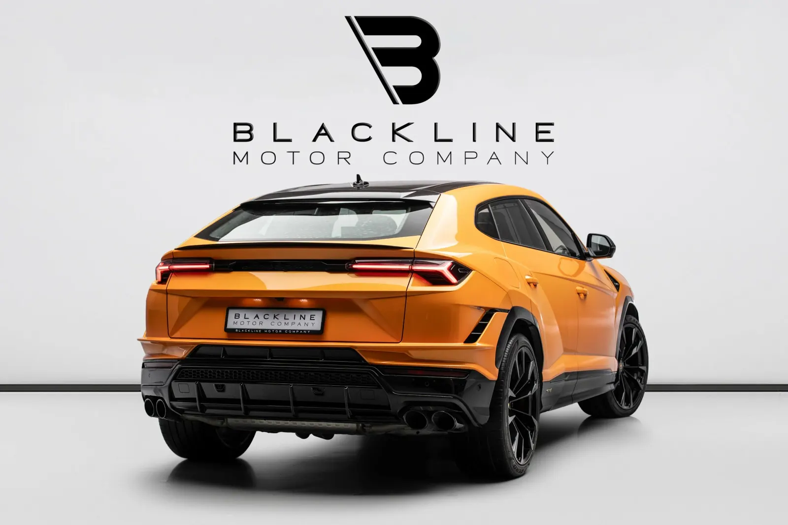 2024 Lamborghini Urus S photo 5