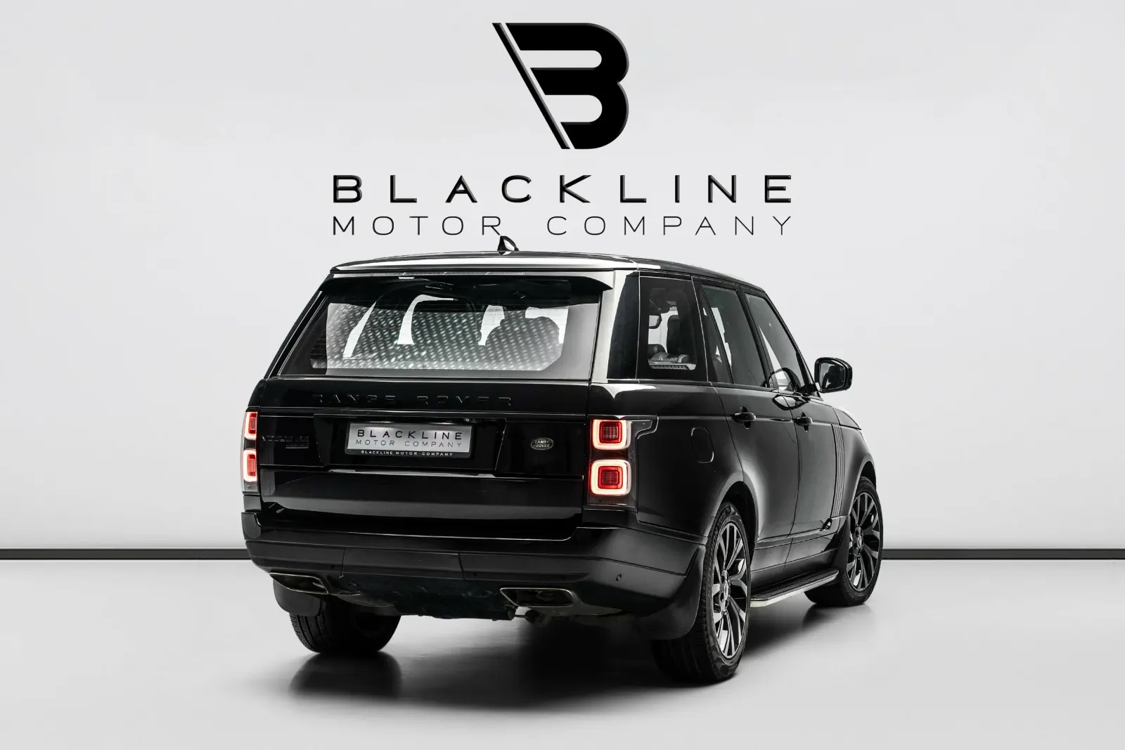 2018 Land Rover Range Rover Vogue SE photo 5