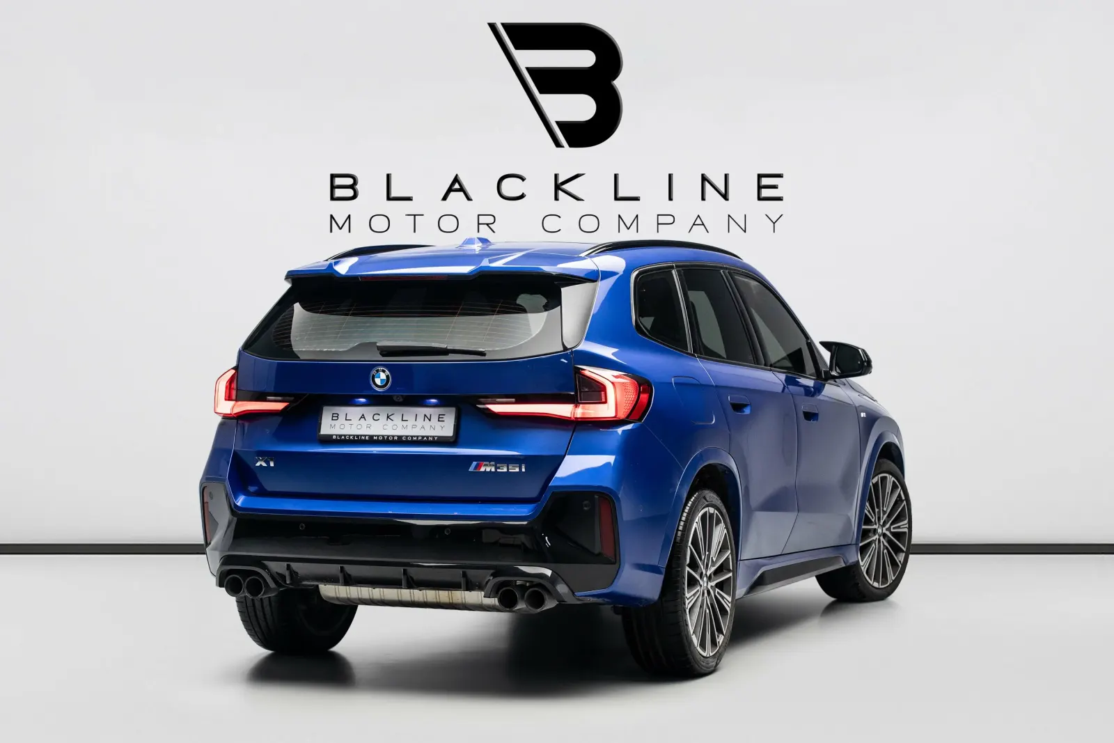 2025 BMW X1 M35i photo 4