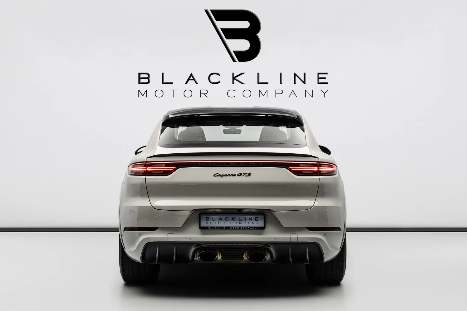 2023 Porsche Cayenne GTS Coupe photo 4