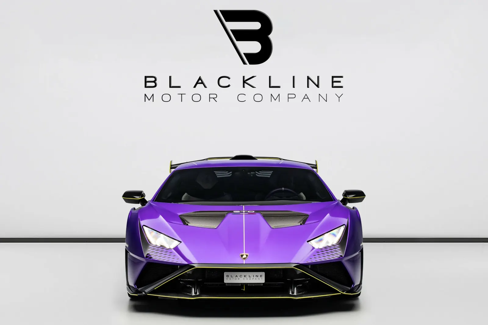 2023 Lamborghini Huracan STO photo 3