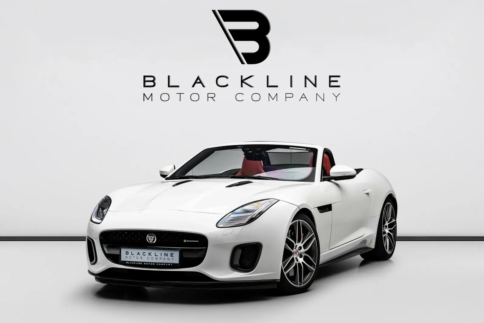 2018 Jaguar F-Type photo 2