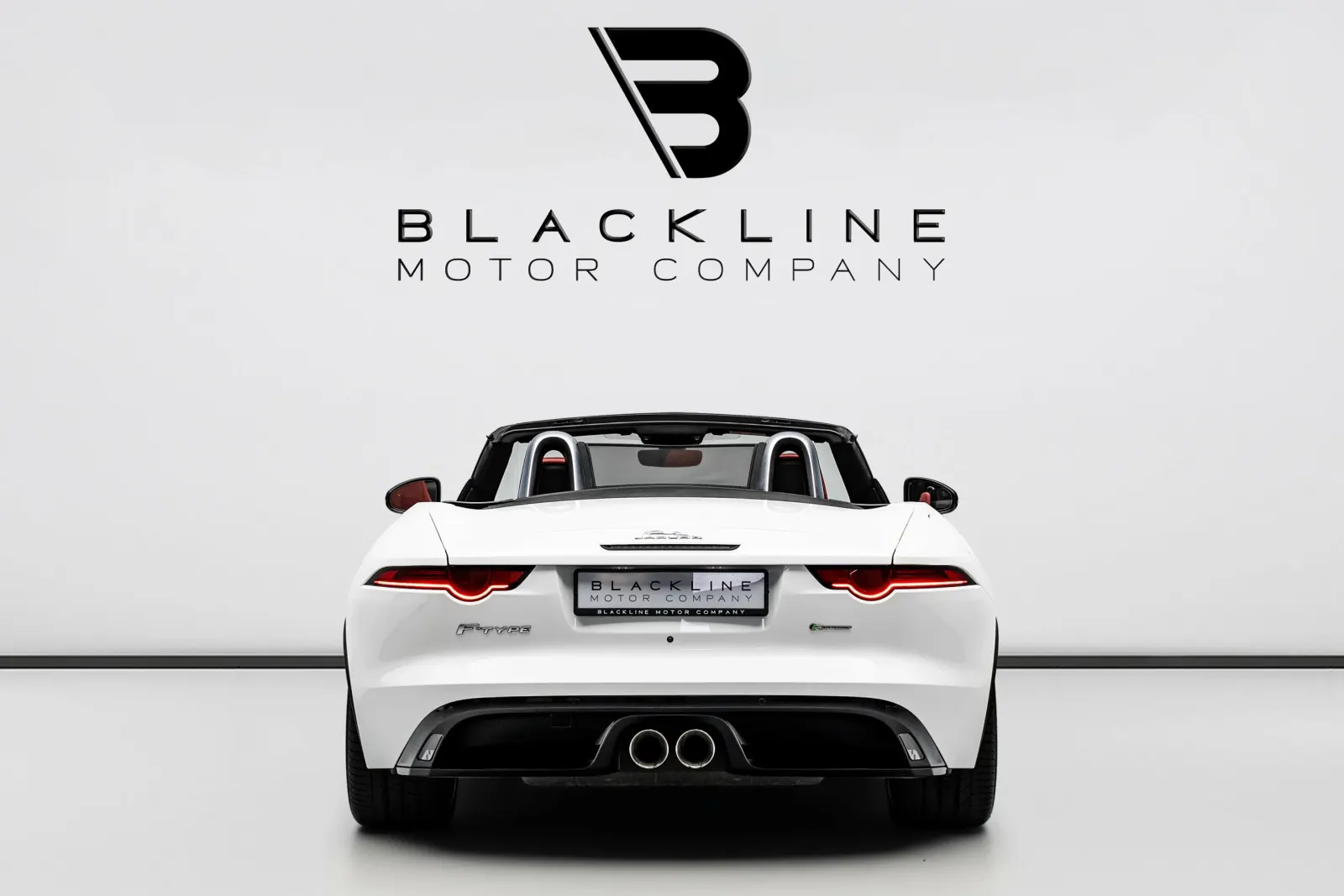 2018 Jaguar F-Type photo 4