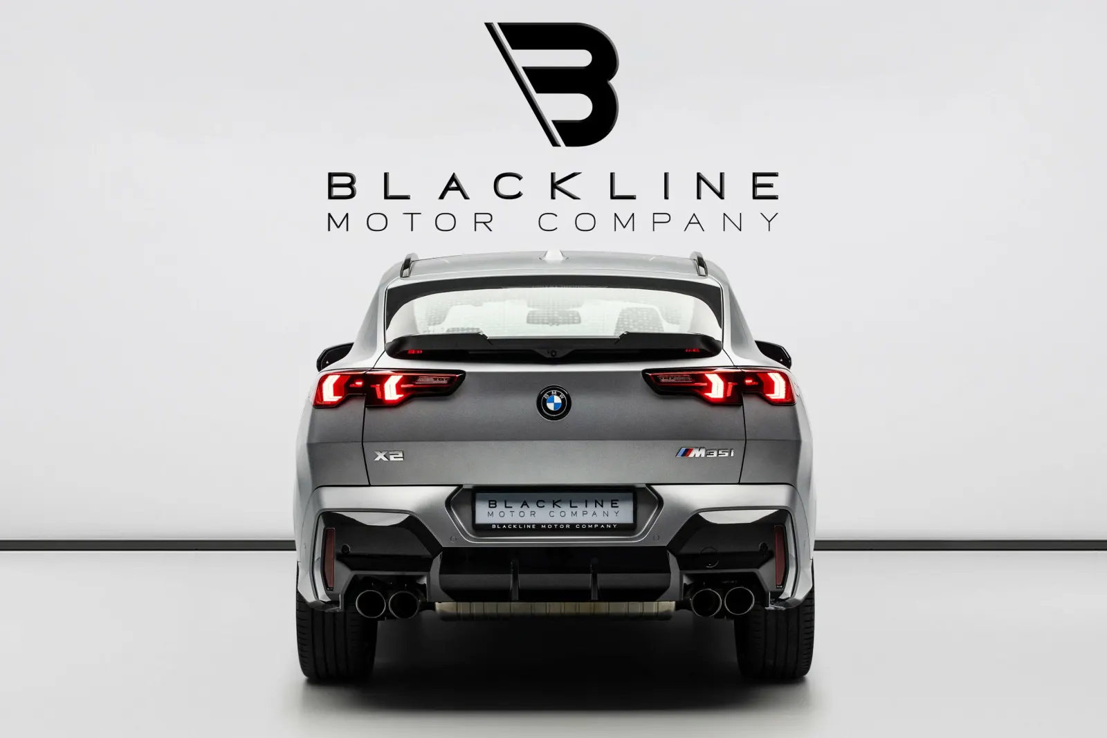 2025 BMW X2 M35i photo 4