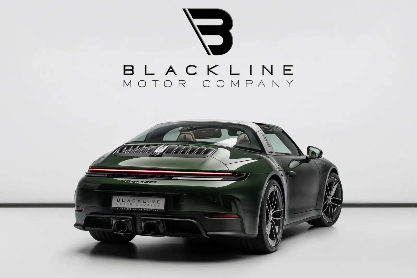 2026 Porsche 911 Targa 4 GTS photo 6