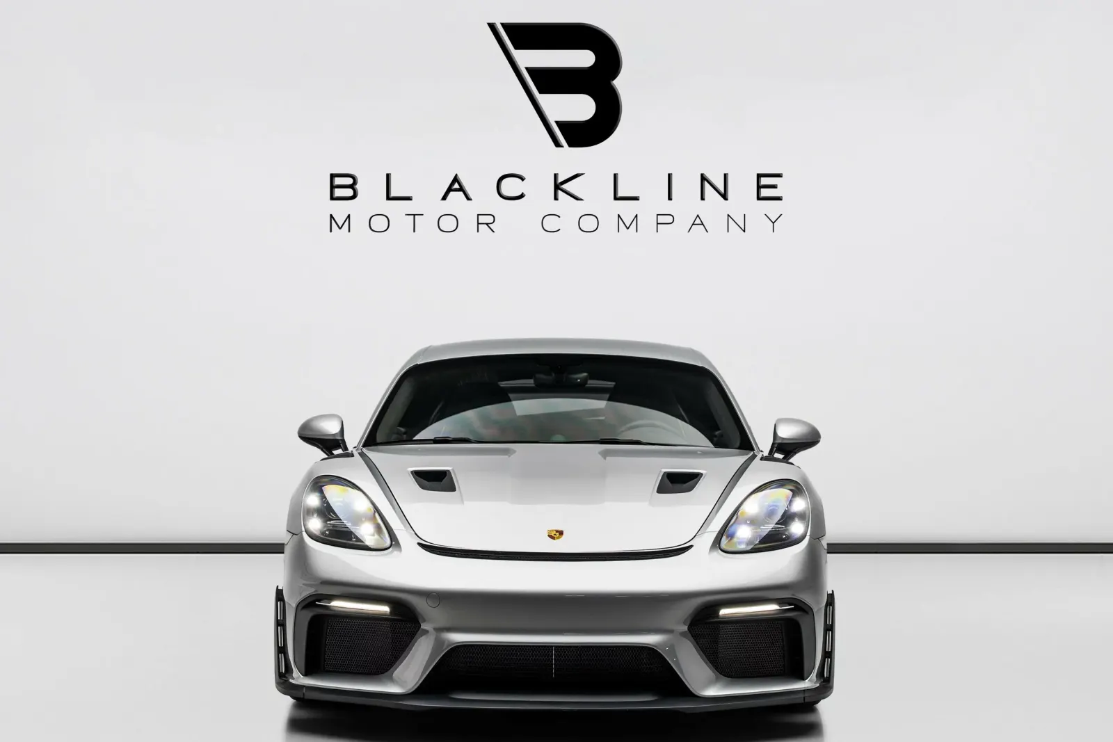 2025 Porsche Cayman GT4 RS photo 3